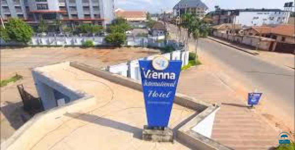 Vienna International Hotel, Asaba